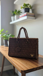 Veriaza Atelier Custom Crochet Tote Bag